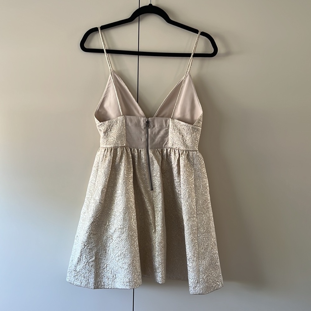 Alice & Olivia Foley Curved Waist Party A-Line Dress, Size 4 - Picture 9 of 15